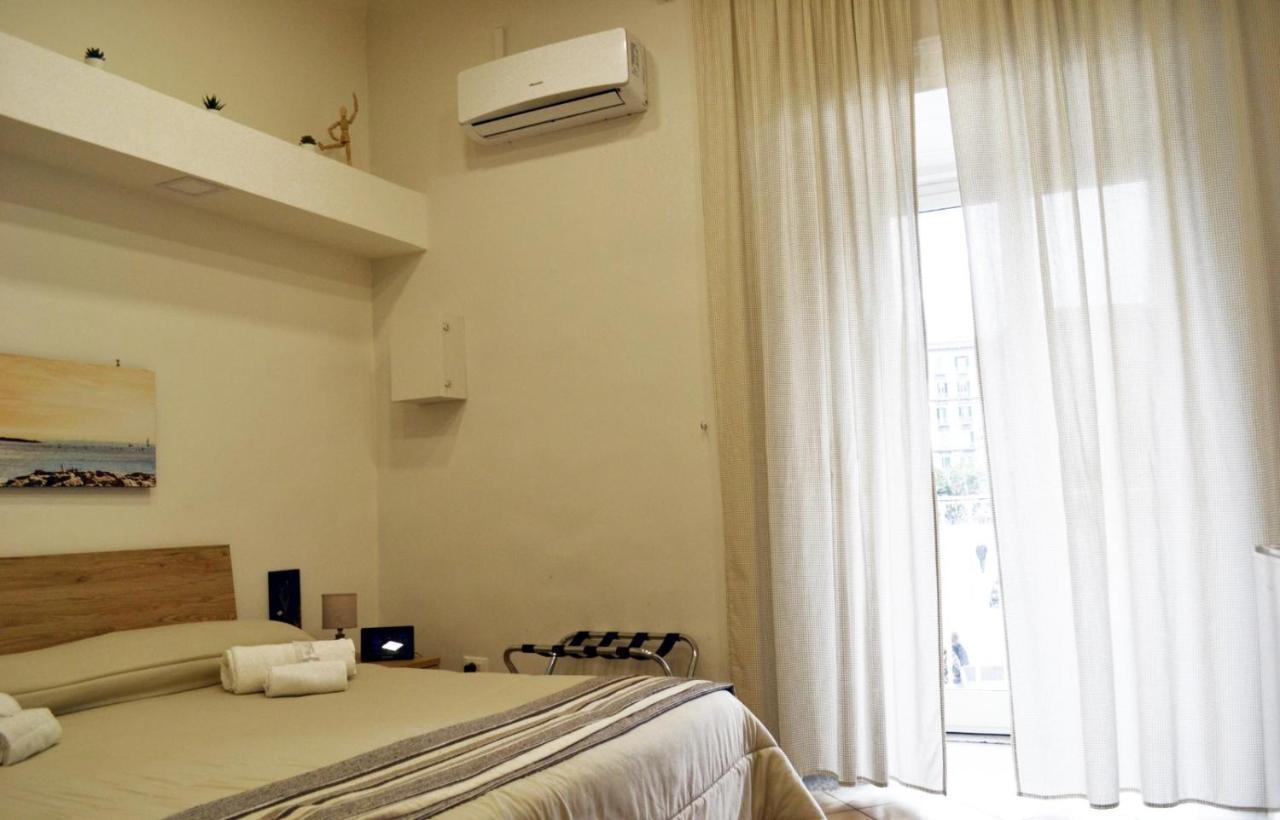 Vanzi Rooms Naples Exterior photo